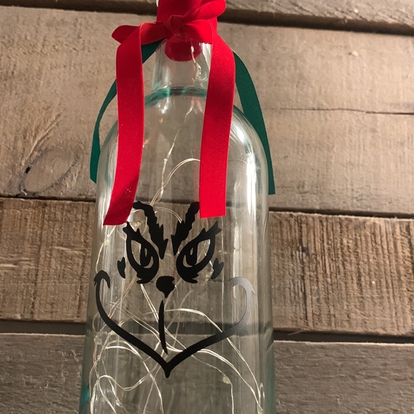 Grinch face candle top wine bottle lantern - Picture 2 of 9